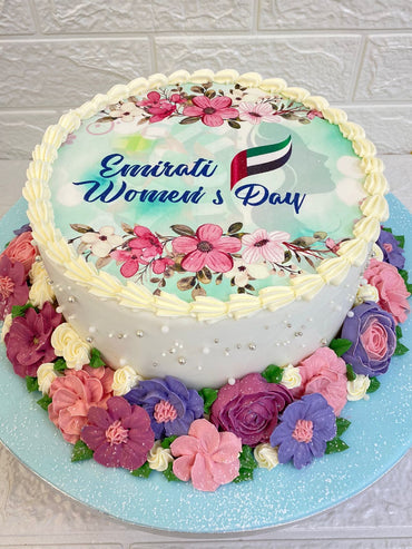 Emirati Women Flower Design Cake
