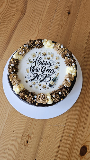 New Year Theme Cake