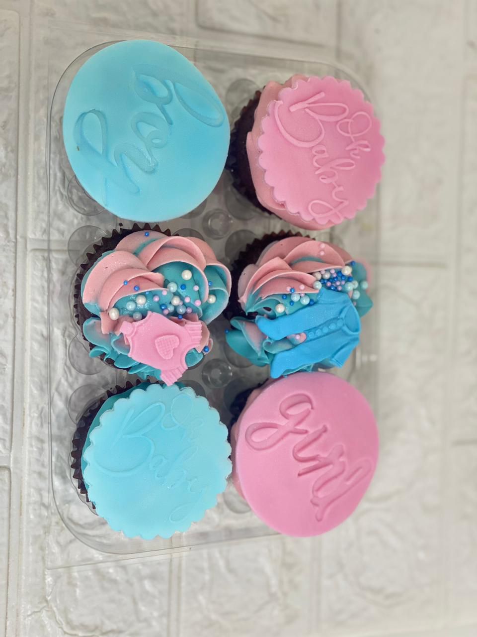 Gender Reveal Cupcakes - 12