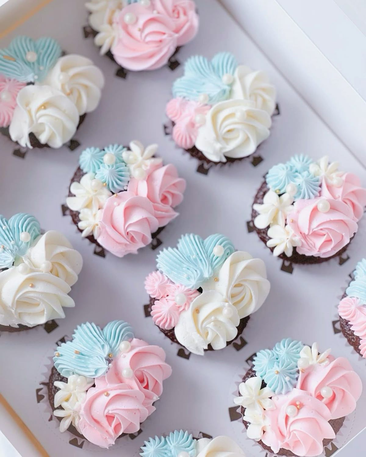 Gender Reveal Cupcakes - 12