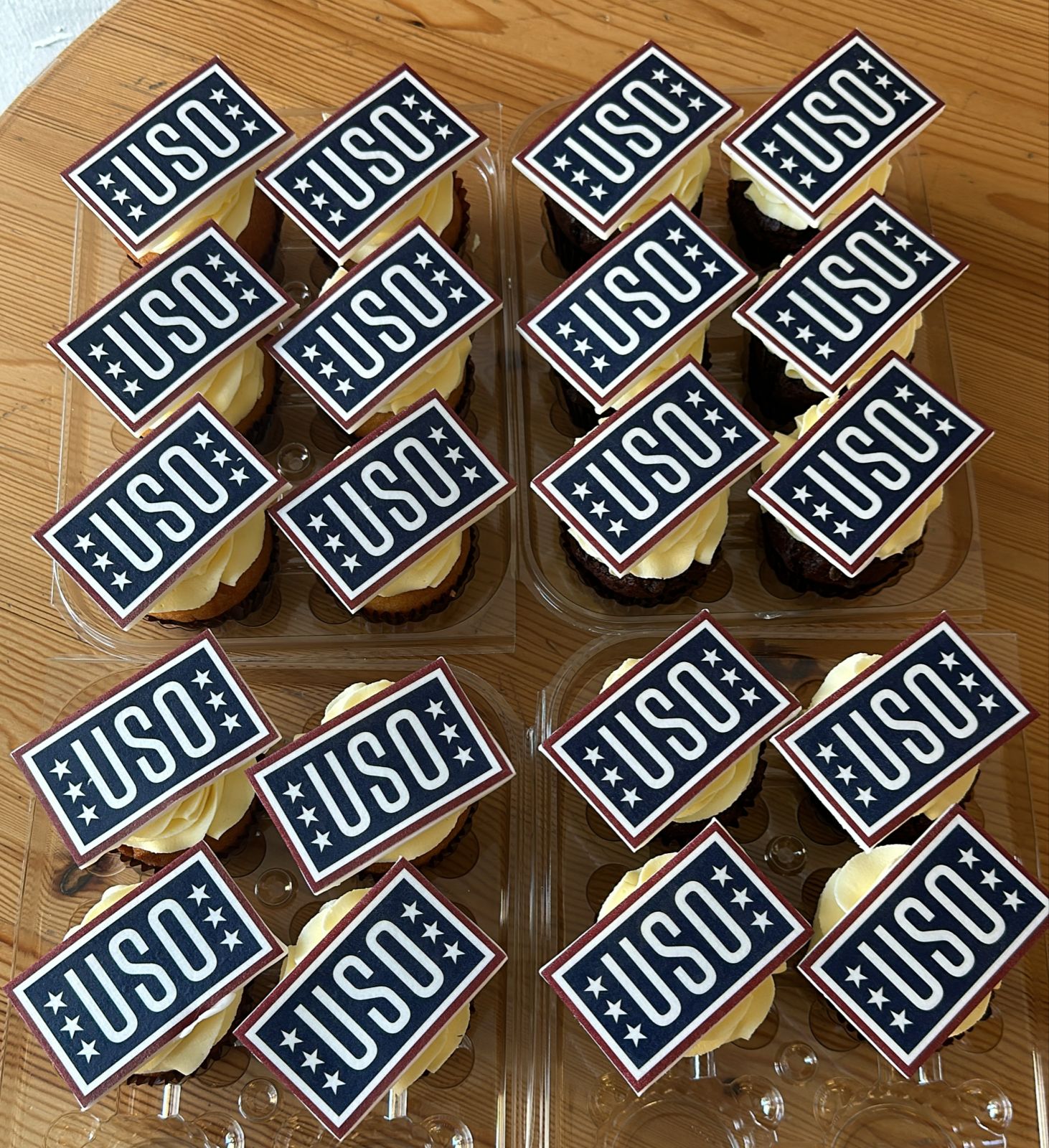 Corporate Theme Cupcakes